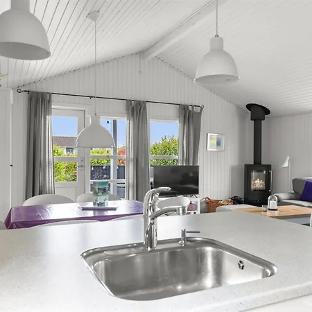 Maaria - 400m From The Sea By Interhome