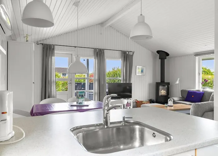 Maaria - 400m From The Sea By Interhome