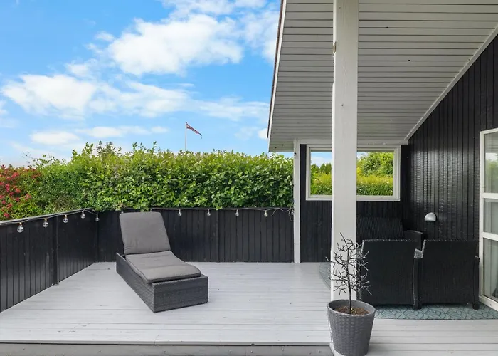 Maaria - 400m From The Sea By Interhome